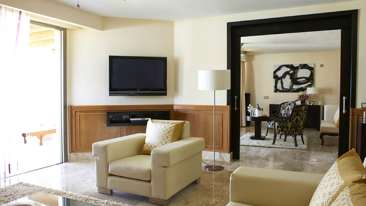 Excellence Club Honeymoon Suite with Private Pool