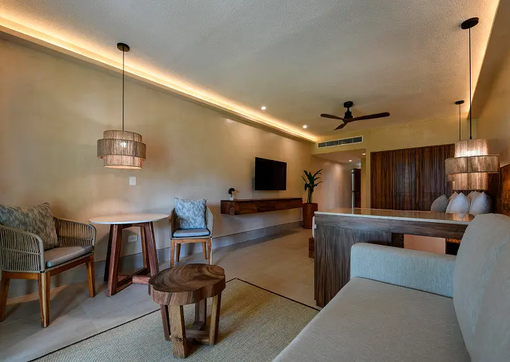 Royal Retreat Deluxe Garden Suite Living Area — El Dorado Royale