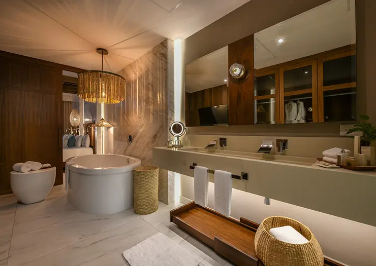 Royal Retreat Two Bedroom Villa Bathroom — El Dorado Royale