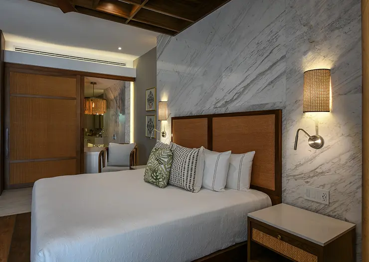 Royal Retreat Two Bedroom Villa King Bed — El Dorado Royale
