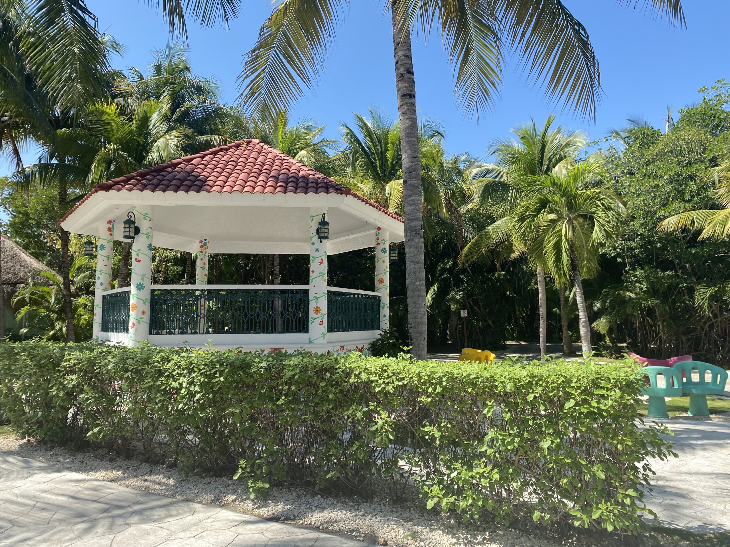 Kiosko Mexicano — El Dorado Royale