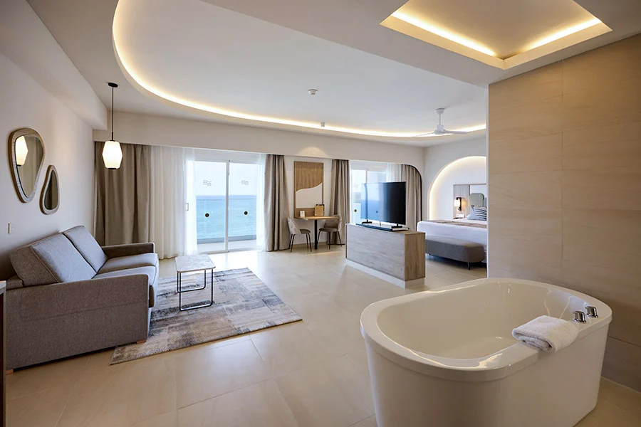 Suite Ocean View Living Area — Hotel RIU Palace Aquarelle