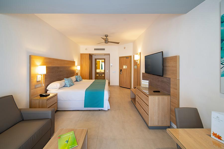 Junior Suite Partial Sea View — RIU Palace Tropical Bay