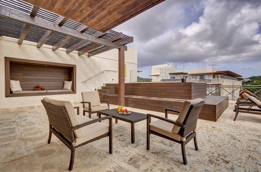Diamond Club Luxury Penthouse terrace views