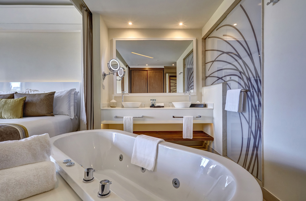 Luxury Junior Suite at Hideaway at Royalton Saint Lucia