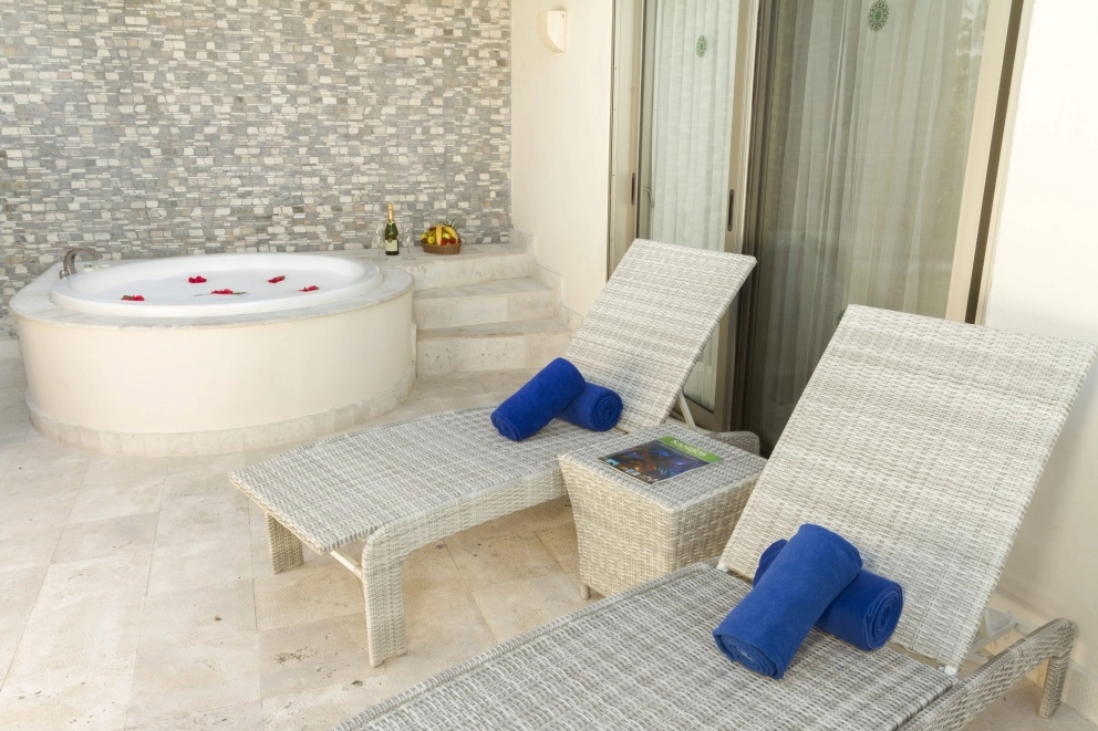 Sandos Caracol Select Club Penthouse terrace
