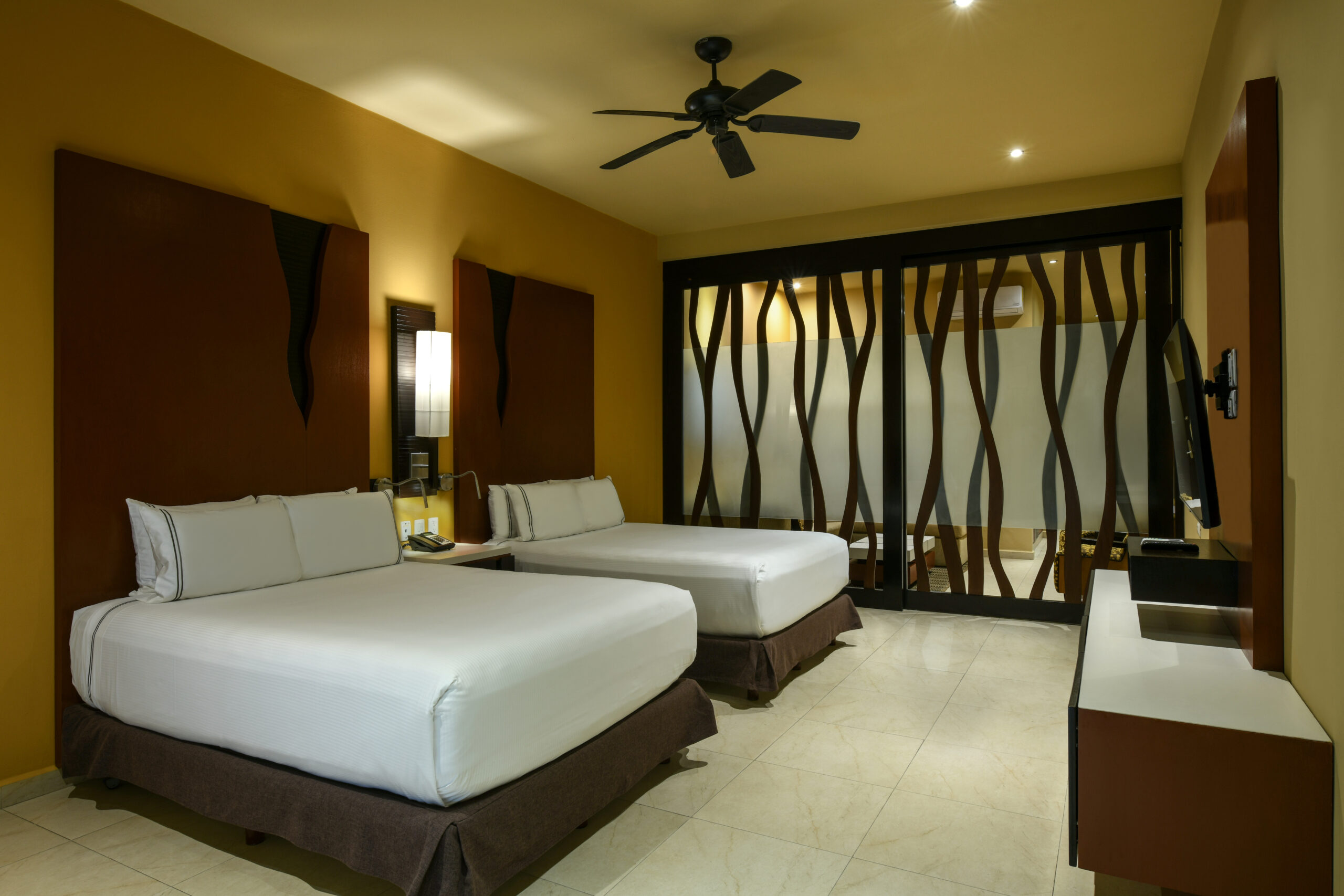 Oceanfront One-Bedroom Suite double beds — Generations Riviera Maya