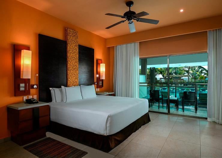 Oceanfront Three-Bedroom Presidential Suite — Generations Riviera Maya