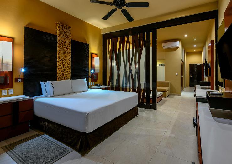 Oceanfront Two-Bedroom Suite — Generations Riviera Maya
