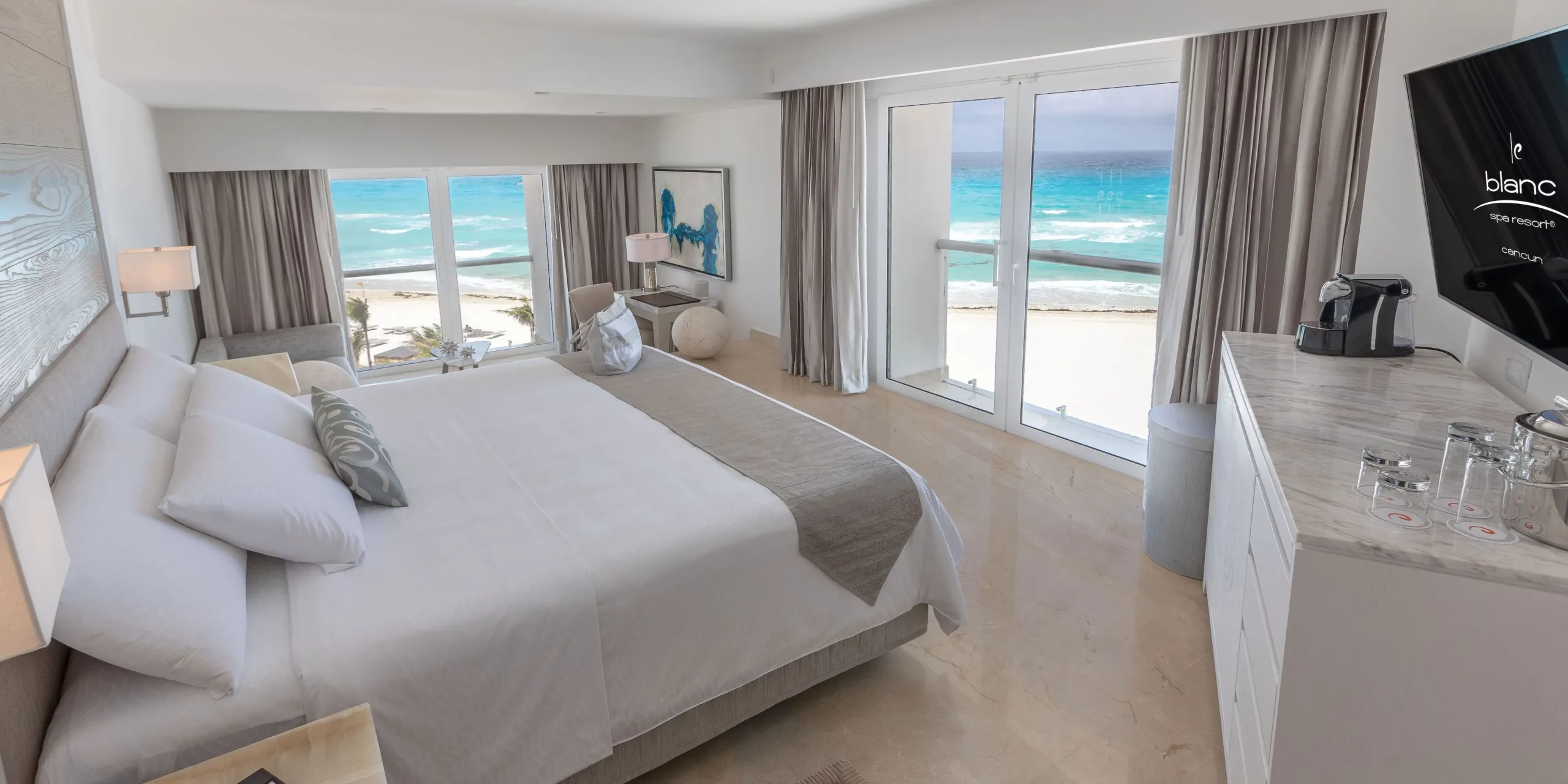 Royale Junior Suite — Le Blanc Cancun