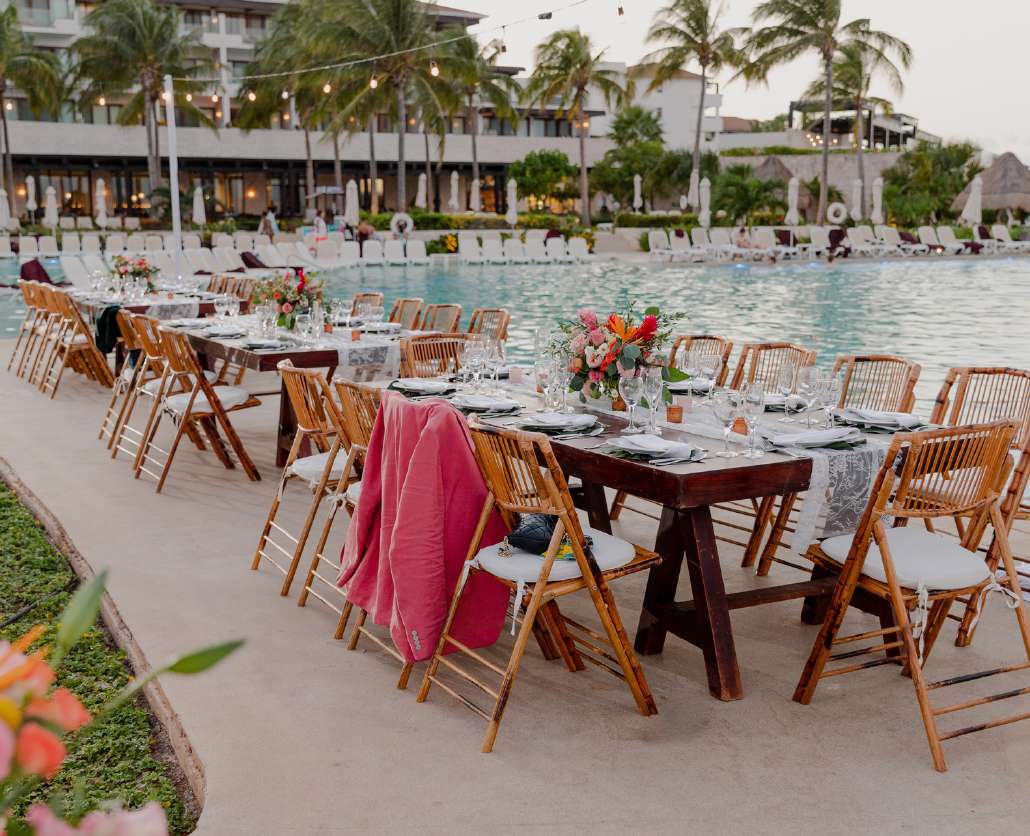 Pool Terrace - Dreams Playa Mujeres