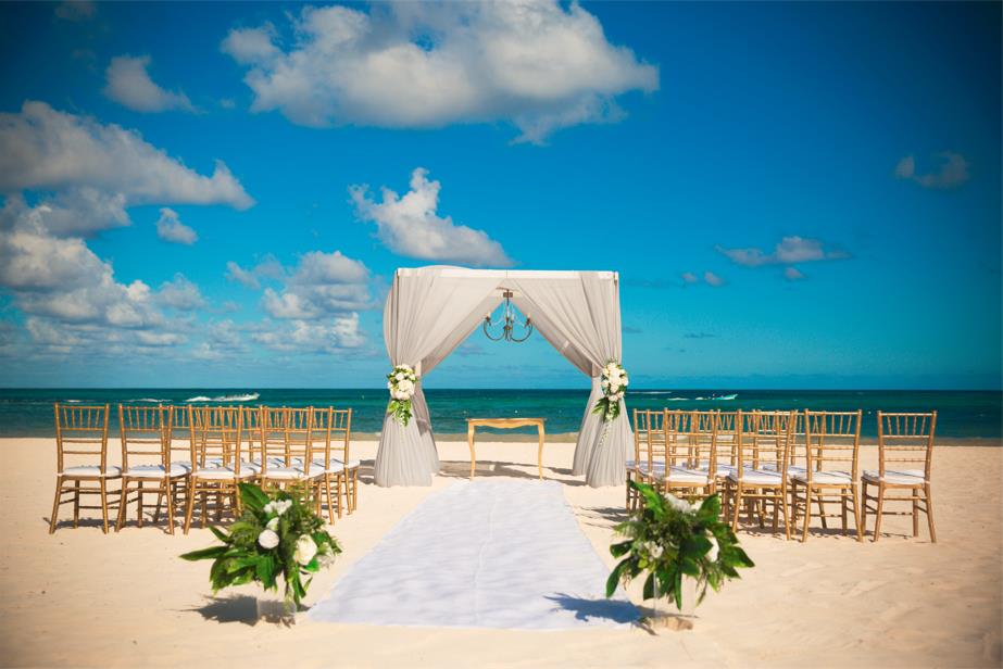 Preferred Beach Area Dreams Royal Beach