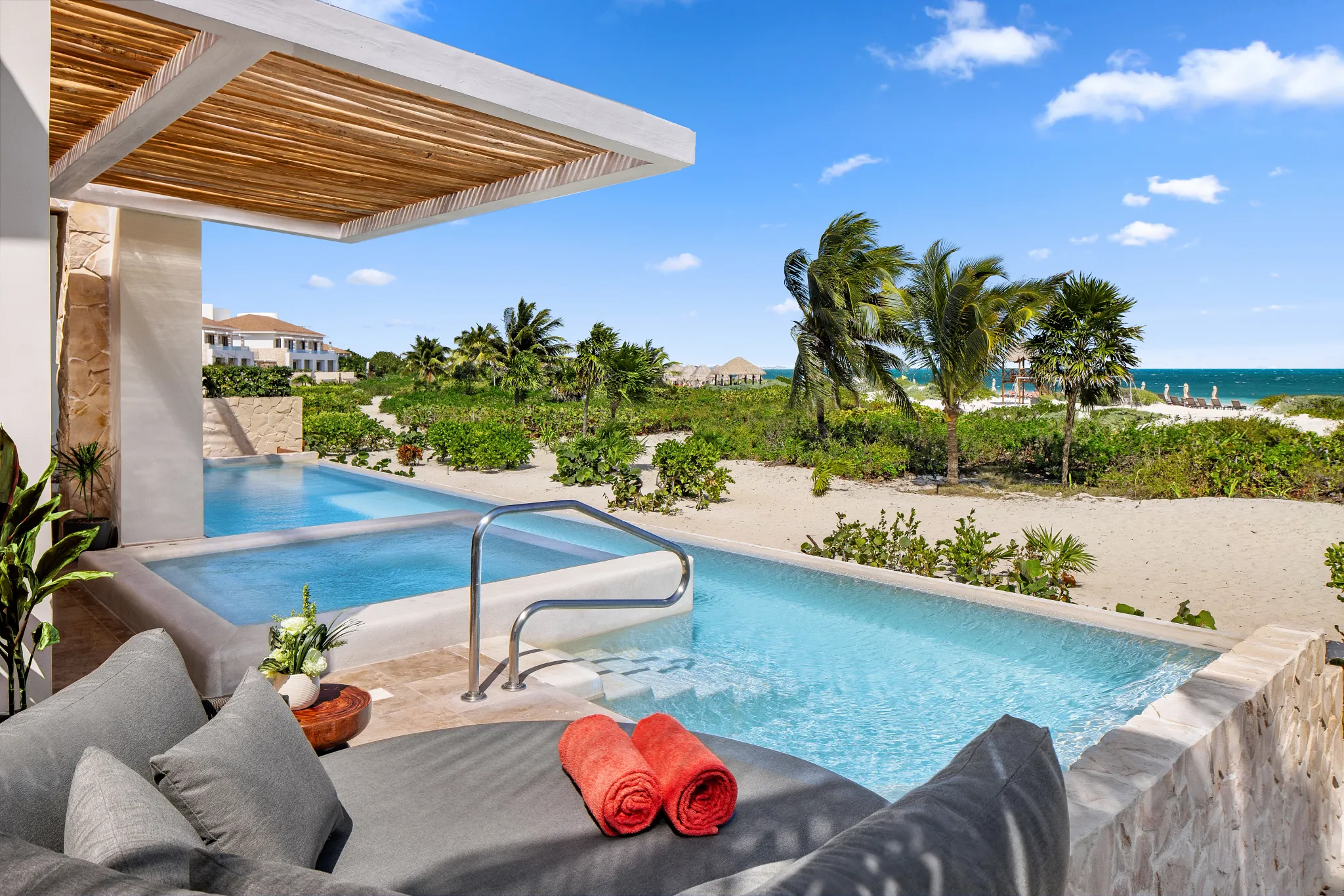 Presidential Suite private pool — Secrets Playa Mujeres