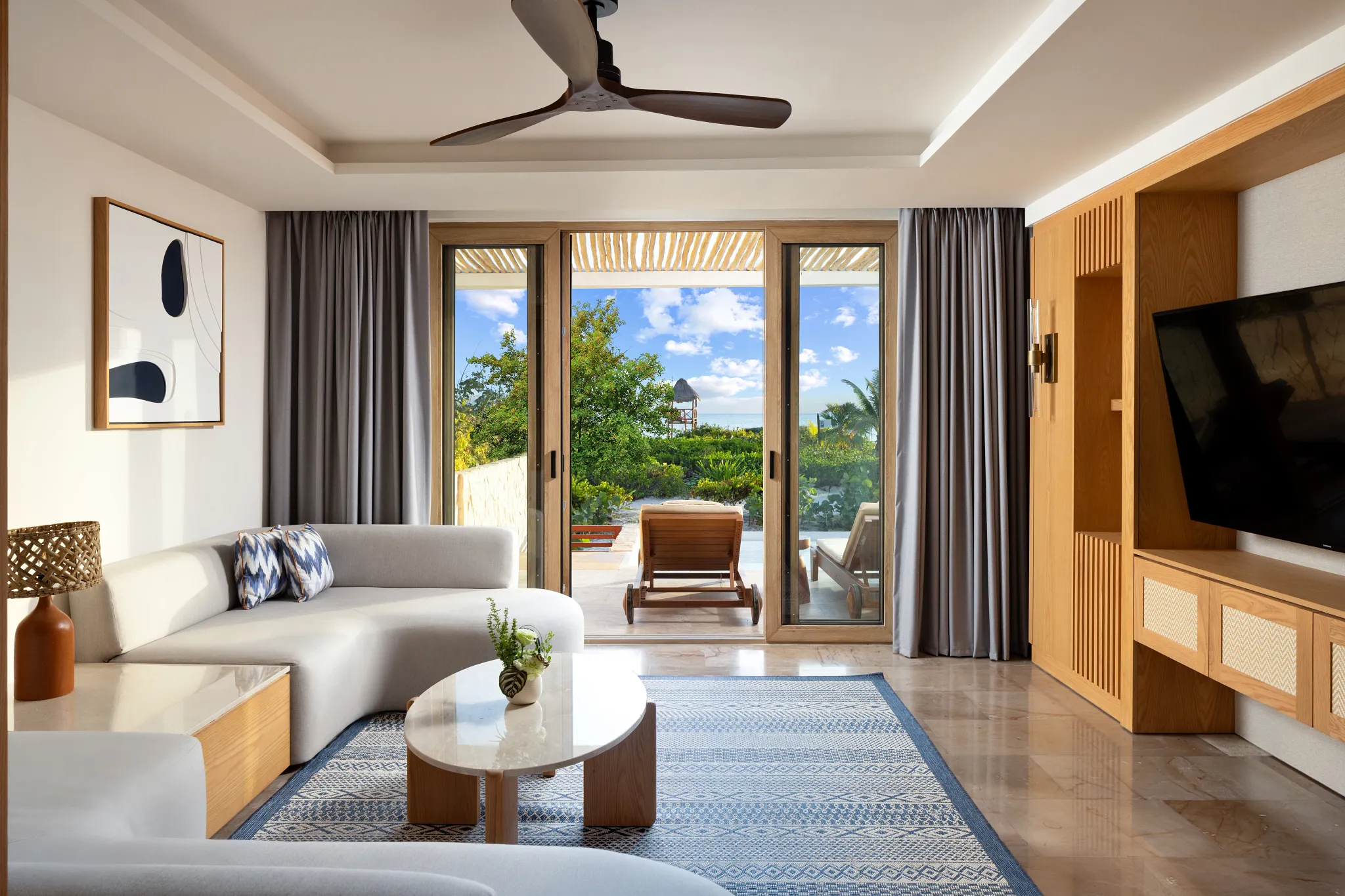 Preferred Club Master Suite Ocean Front Private Pool living area — Secrets Playa Mujeres