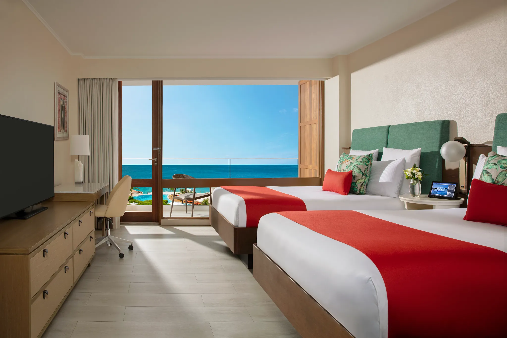 Deluxe Pool View Double — Dreams Curaçao