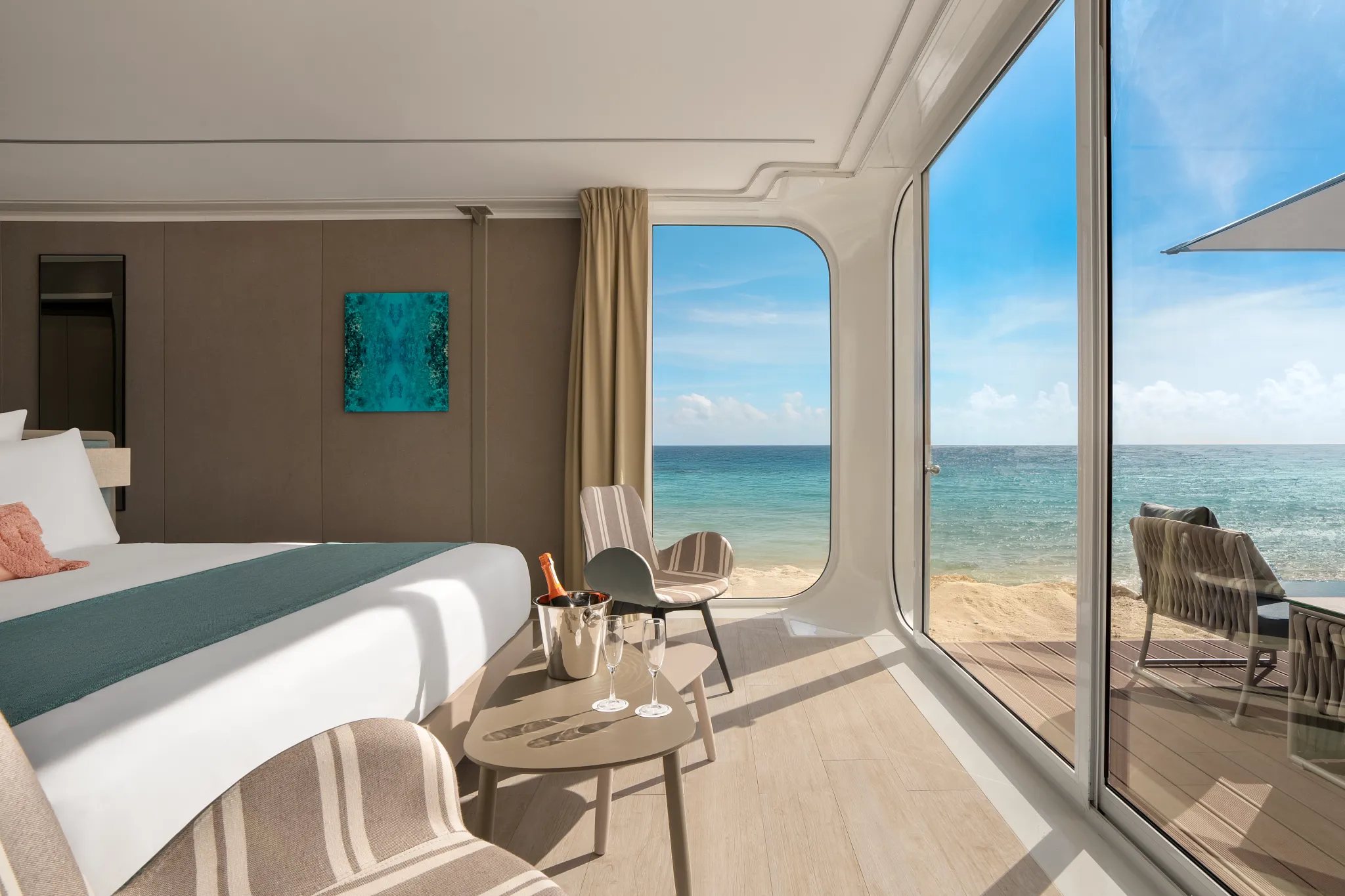 Preferred Club Mare Beachfront Bungalow Interior — Dreams Curaçao