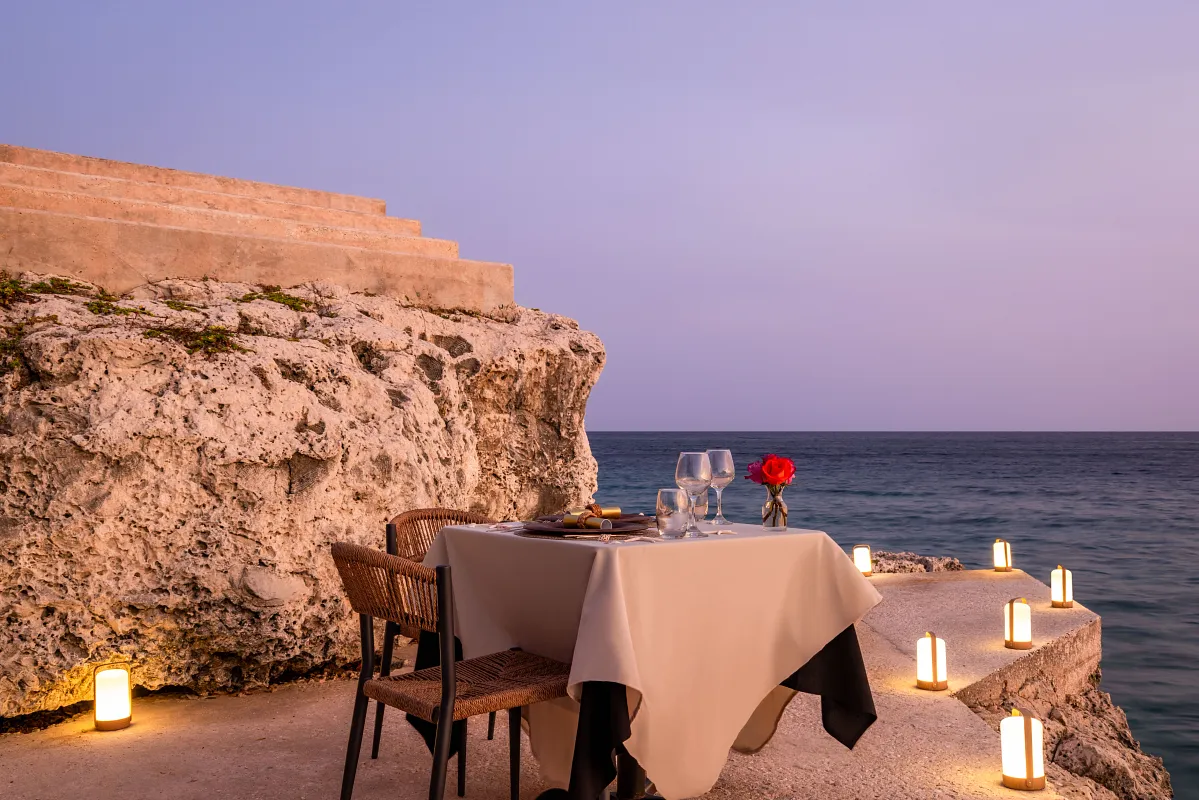 Il Mare Sunset Rock — Dreams Curaçao