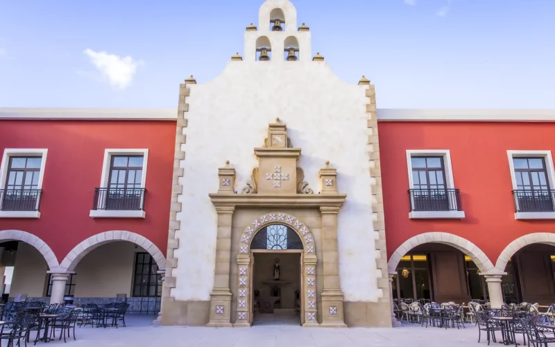 25_img-P_MMCM_Weddings_Santa-Monica-Chapel_01