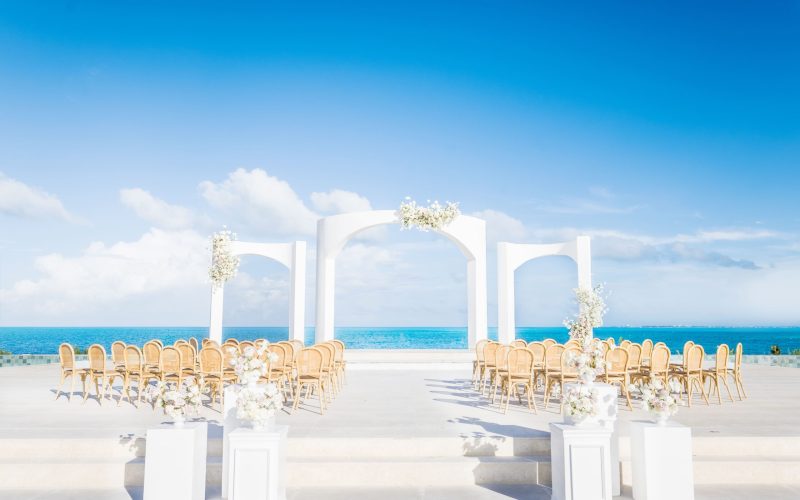 25_img-P_MMCM_Weddings_Sky-Terrace-Arch_01