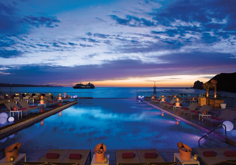 BRCSL-EXT-champagne-poolparty-night-1-CB