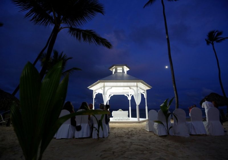 Colonial-EleganceBeachGazebo4
