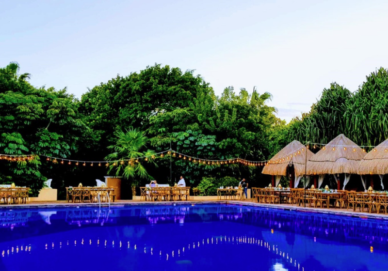 Dream Sapphire Preferred Pool Reception