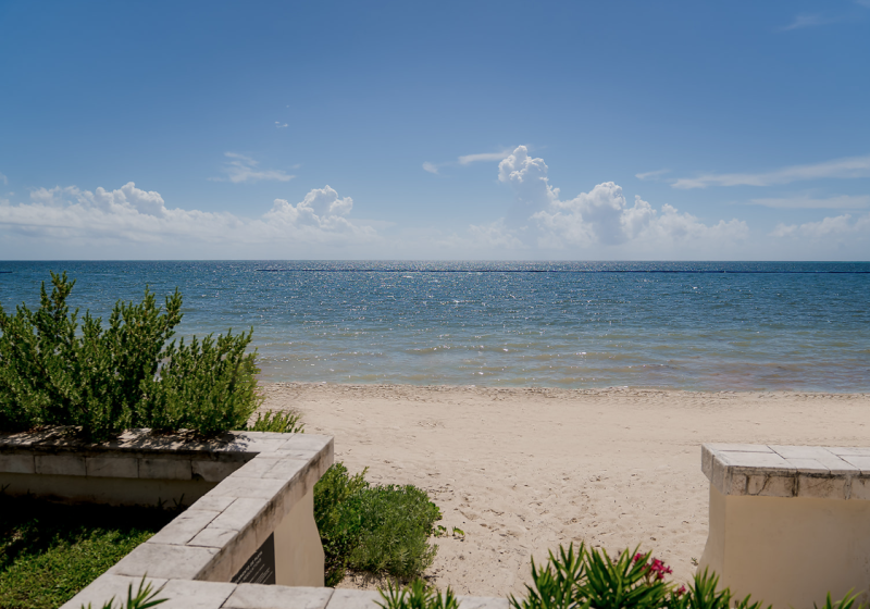 Moon Palace Bugamibilias Beach