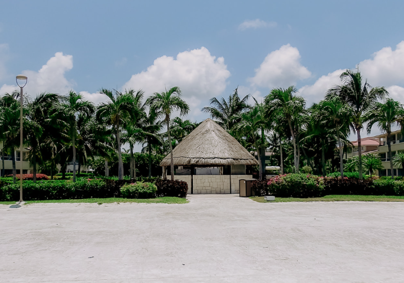 Moon Palace Lake Terrace 2