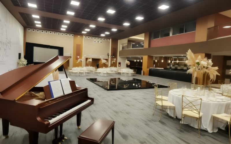 Royalton-Splash-Riviera-Cancun-Grand-Cenote-scaled