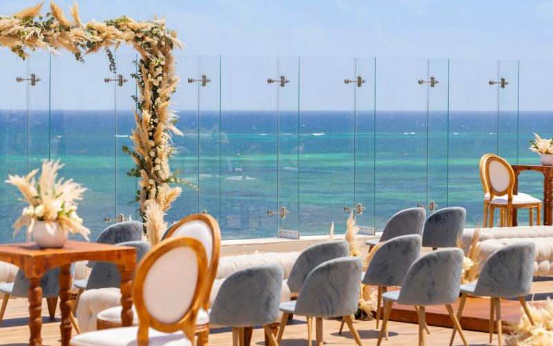 Royalton-Splash-Riviera-Cancun-Sky-Wedding-2-scaled