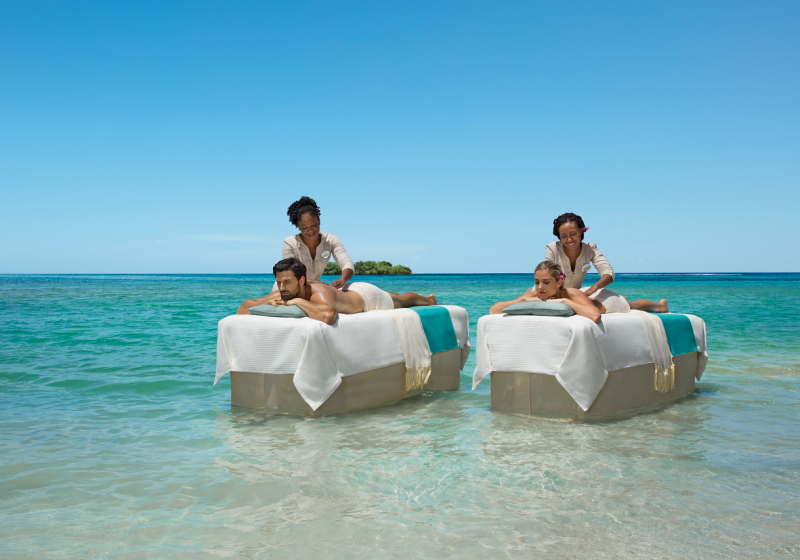 ZOMBJ-Couples-Massage-Sea-2A-CB