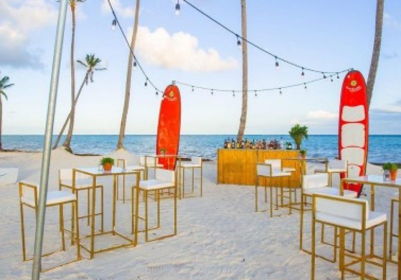 beach reception 3